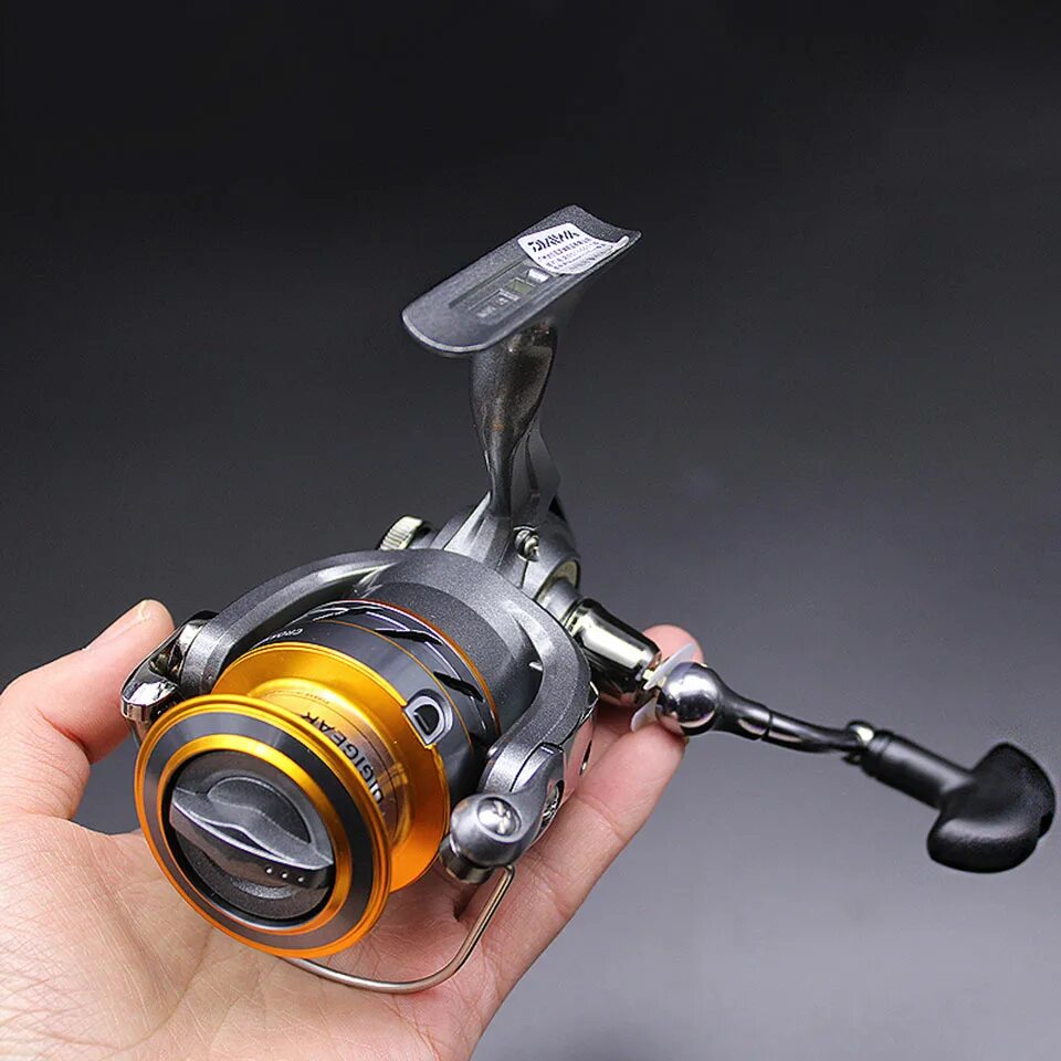 Дайва кроссфаер. Катушка Daiwa Crossfire 4000 3bi.