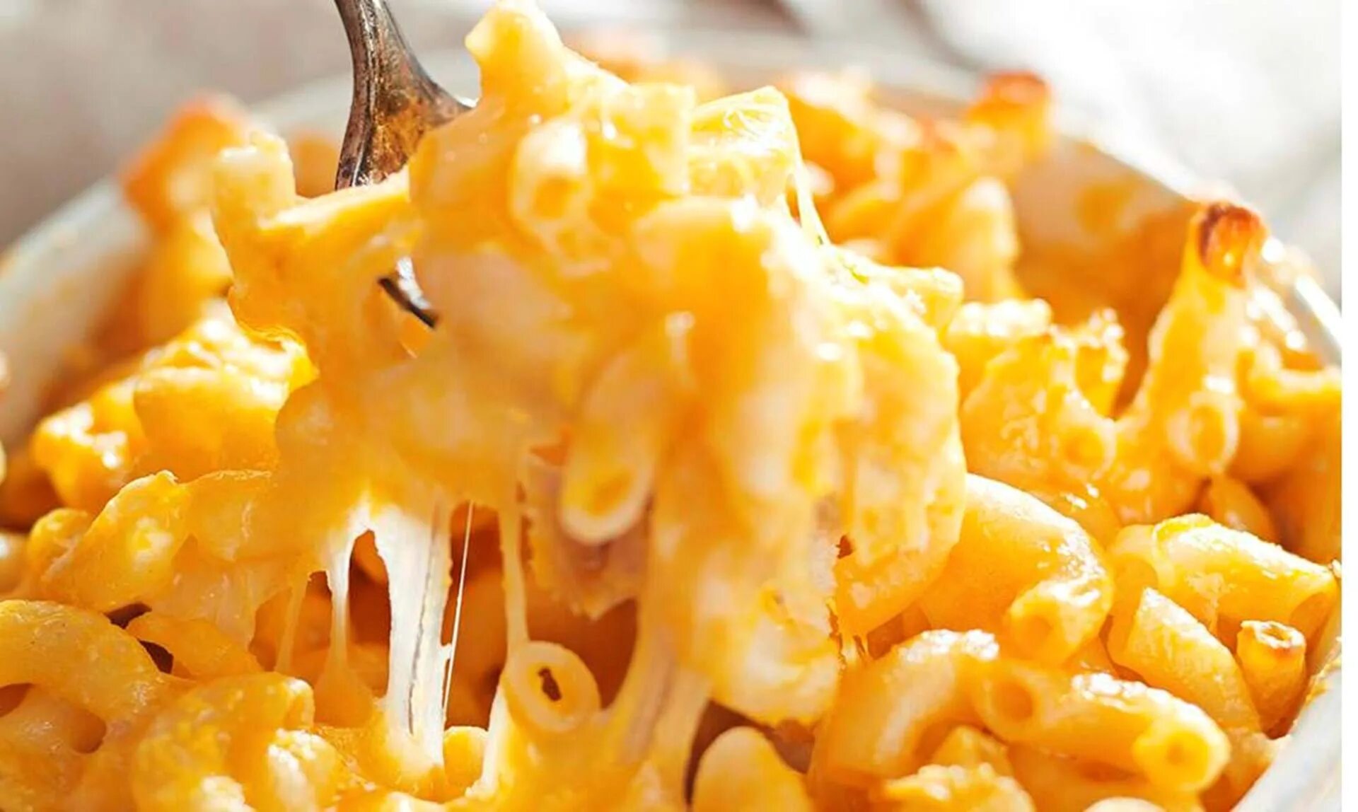 Mac cheese как готовить. Макароны мак энд чиз. макен чиз. макароны макен чиз. макароны foody mac cheese.