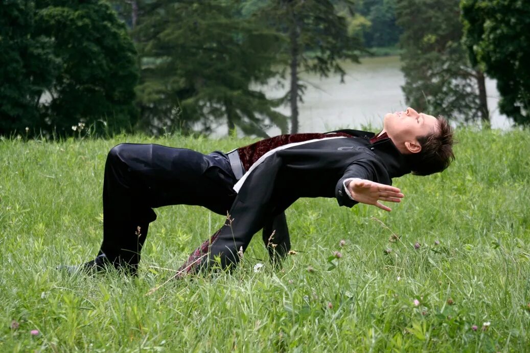 грустные картинки на рабочий стол. девушка кричит. ребенок плачет. край кричи. джилл гринберг.