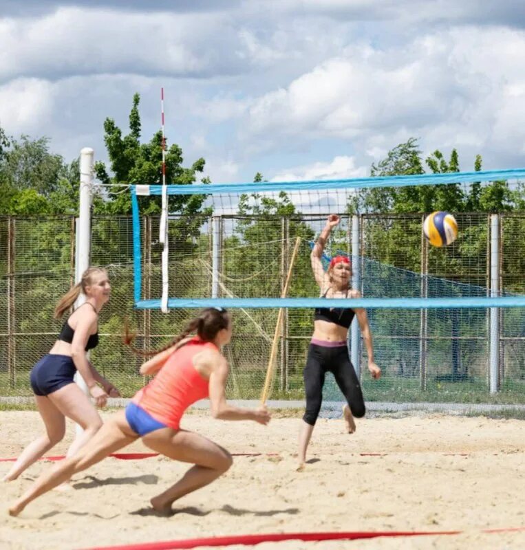 сборная хабаровского края по волейболу. детский пляжный волейбол девочки. волейболисты хабаровск. волейболистки россии. волейбол лига.