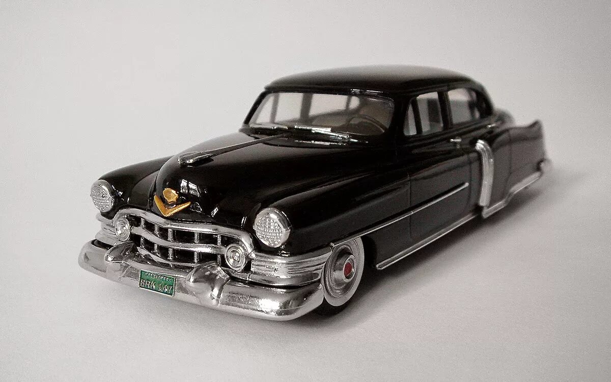 Кадиллак 62 1 43. Cadillac Series 62 1/43. 1952 Cadillac Series 62 sedan. Brooklin brk222a.