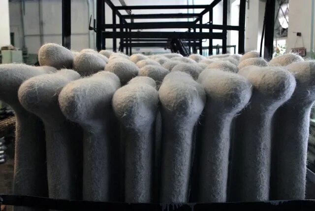 Гатчинский завод валенок магазин. Гатчинский промкомбинат гатчина. Гатчинский промкомбинат валенки. Гатчинский промкомбинат. Гатчинский промкомбинат магазин.