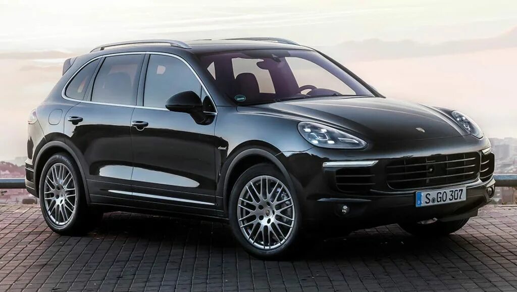 Порше кайен. Стоит порше кайен. Порше cayenne gts porsche cayenne gts. Порше кайен 2015. Порше кайен.