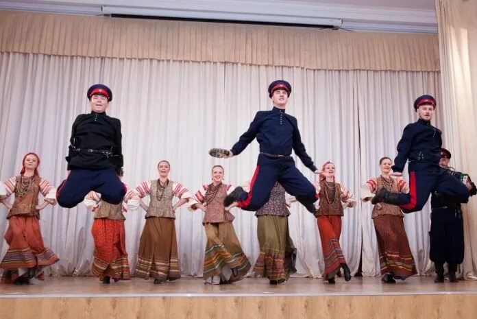 Ансамбль тула. Тульский народный фольклор. ансамбль услада 7 февраля.. услада тула ансамбль состав. тульская филармония спектакль по обж. спектакль в филармонии тулы &quot;забор&quot;.