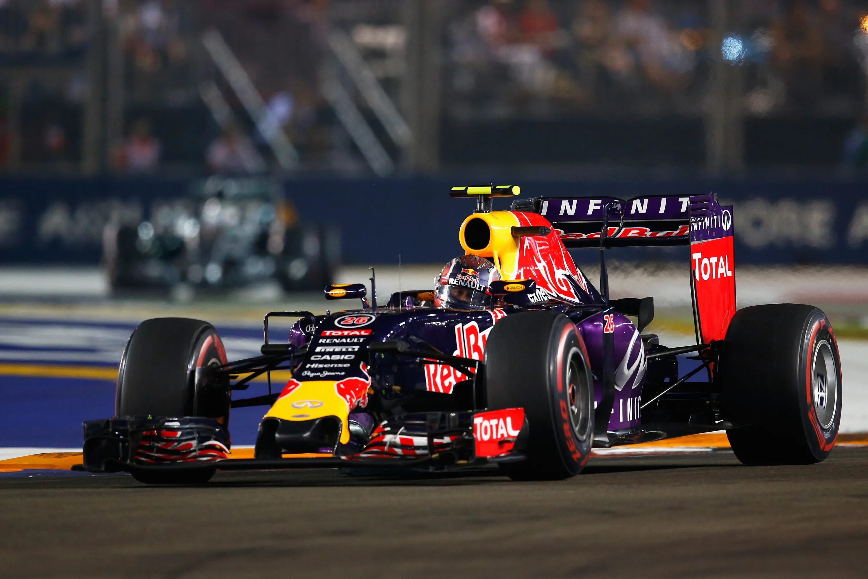 Как пройти ред булл. Toro rosso f1 2015. red bull rb13. f1 singapore 2025. ред булл 2010 болид.