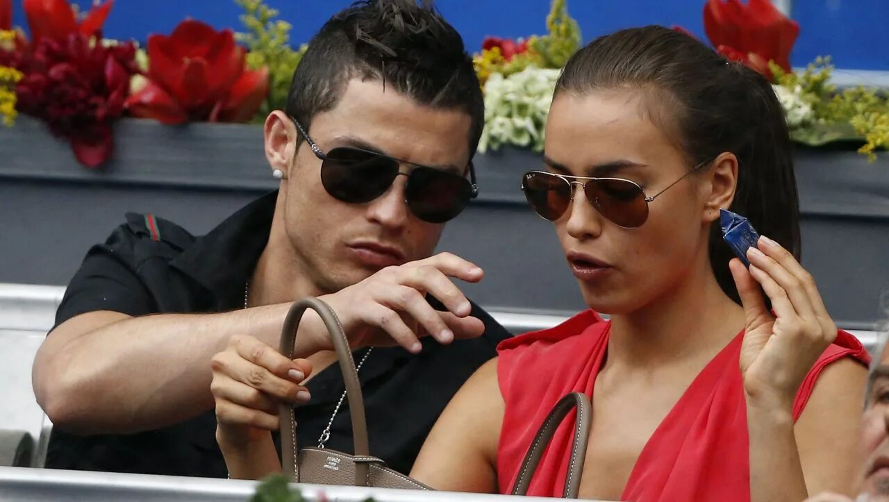 Шейк роналдо. Irina Shayk and Cristiano Ronaldo. Irina Shayk Ronaldo.