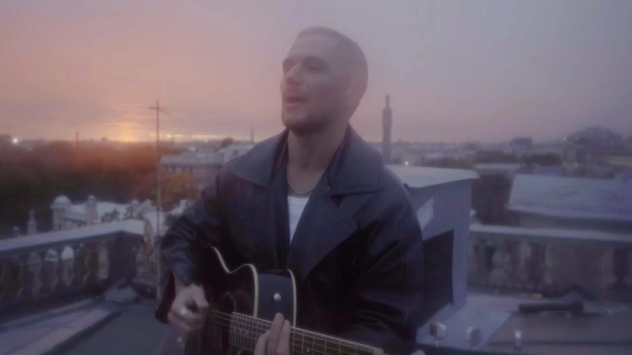 Ночь словно я расколот. Губин ночь что за странная свобода. Губин ночь что за странная свобода. Губин ночь что за странная свобода. Ночь это странная свобода.