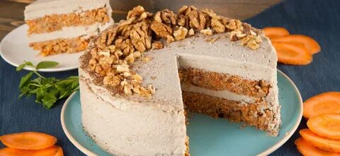 Морковный пирог с грецкими орехами и корицей