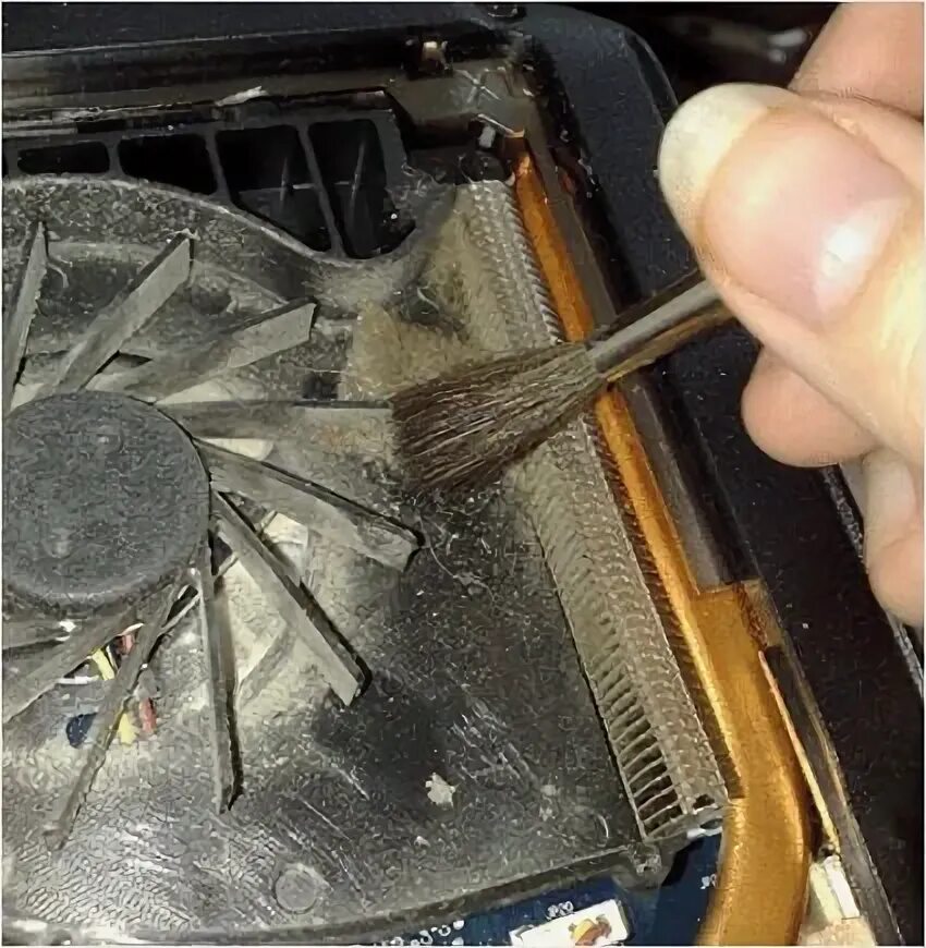 Как выключить кулер. Чистка кулера процессора кисточкой. Laptop Fan Cleaning. Перегрев вентилятора. Грязный вентилятор ВВБ.