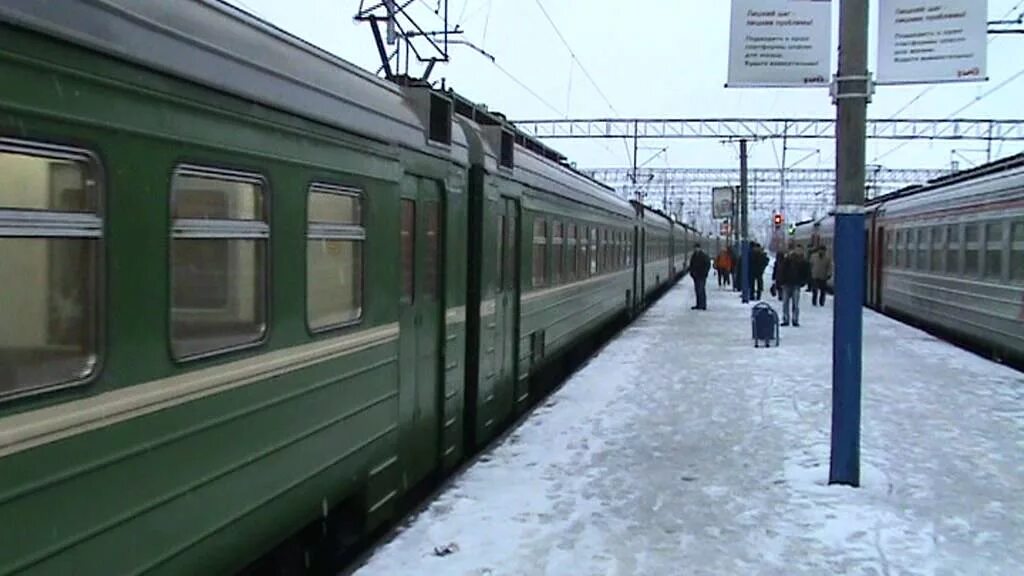 Электричка родники коренева. Станция Петушки Владимирская область. Станция Петушки Горьковская ЖД. Эд4м 0310. ГЖД эд4м.