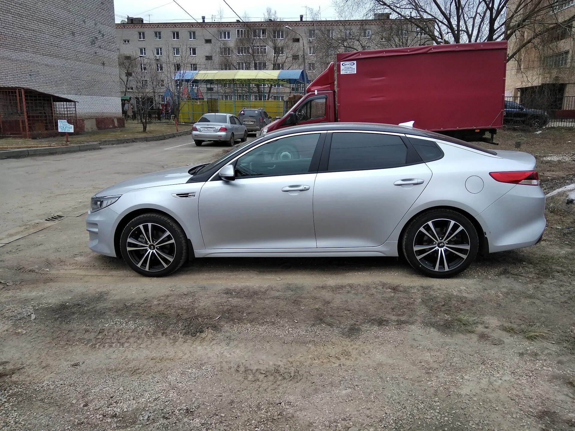 Диски оптима. Kia Optima r18. 235/45 R18 на Kia Optima. Диски Оптима r18. Киа Оптима r17.