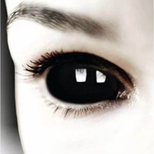 Черные глаза знаешь. Black sclera 2 линзы. Чёрные склеры на весь глаз.