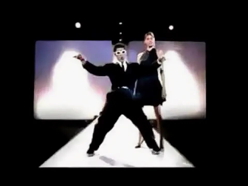 Песня crazy loop. Crazy loop mm-ma-ma. dan balan crazy loop. dan balan crazy loop обложка. фото из клипа crazy loop johanna обои.