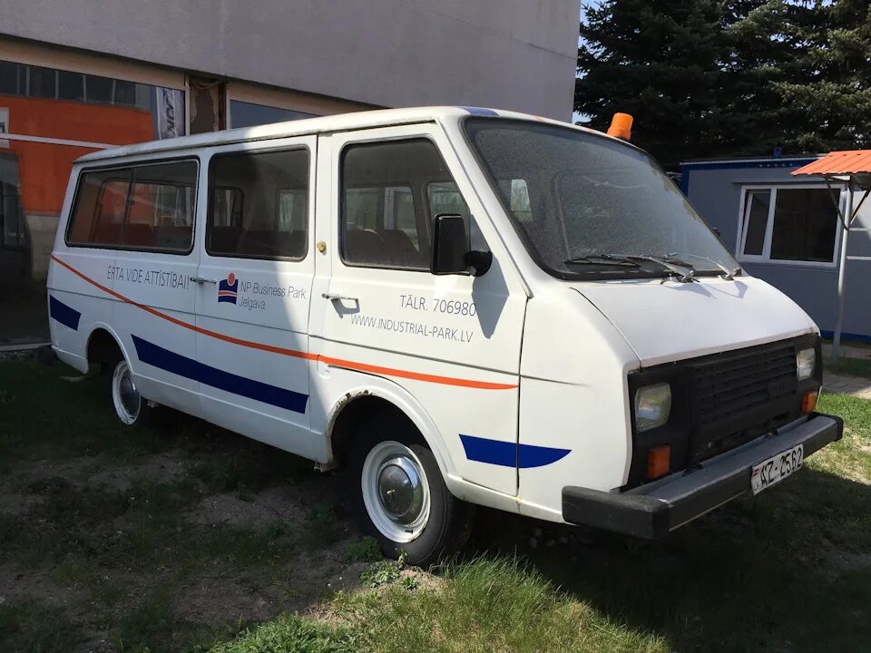 РАФ 2203 1993. РАФ-2203 В Елгаве. РАФ 1997 года.