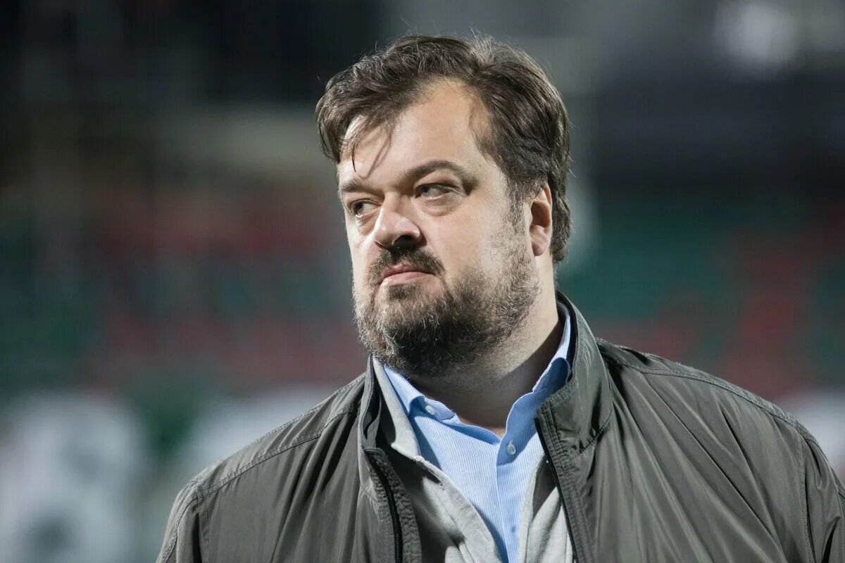 Василий уткин футбольный комментатор. Дмитрий губерниев матч. Какой комментатор сказал. Какой комментатор сказал. Какой комментатор сказал.