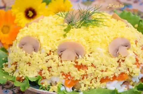Салат мимоза с яйцами и сыром