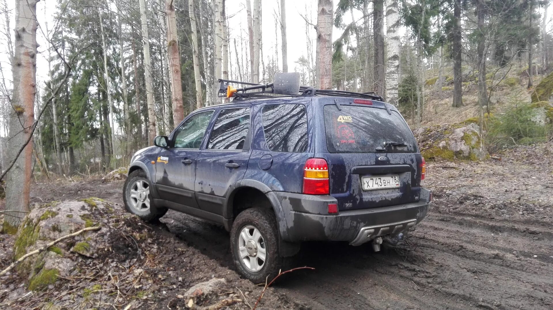 Законы маверик. Форд маверик 2.0. ford maverick 2 offroad. форд маверик оффроад. форд маверик на грязевой резине.