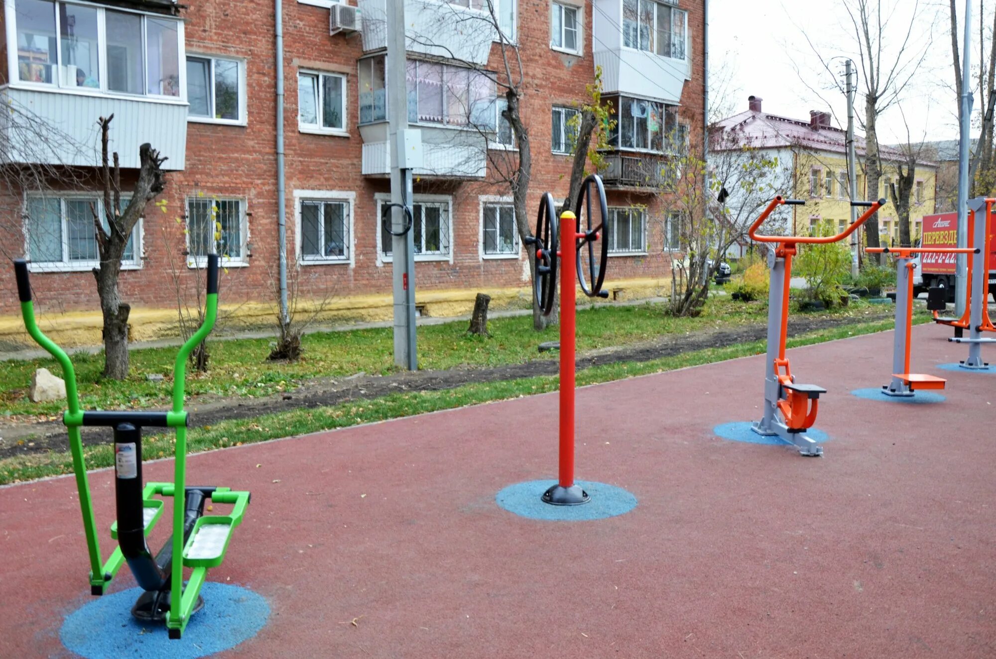 Площадка детская богаткова 206. Н новгород ул станиславского 13. Площадка 13,6. Баскетбольной площадки на улице восстания, 25. Ул.