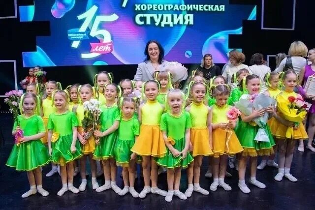 Цирковая студия «экспрессия» 2019г. Танцевальный коллектив экспрессия сайт новокузнецк. Танцевальный экспресс хорошево-мневники. Студия современного танца экспрессия. Экспрессия новокузнецк дк алюминщик.