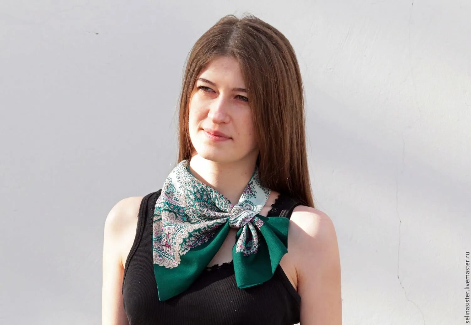 шарф на шее. шарф на шее. красивые платки на шею. шарф косынка как завязывать. шарф косынка как завязывать.