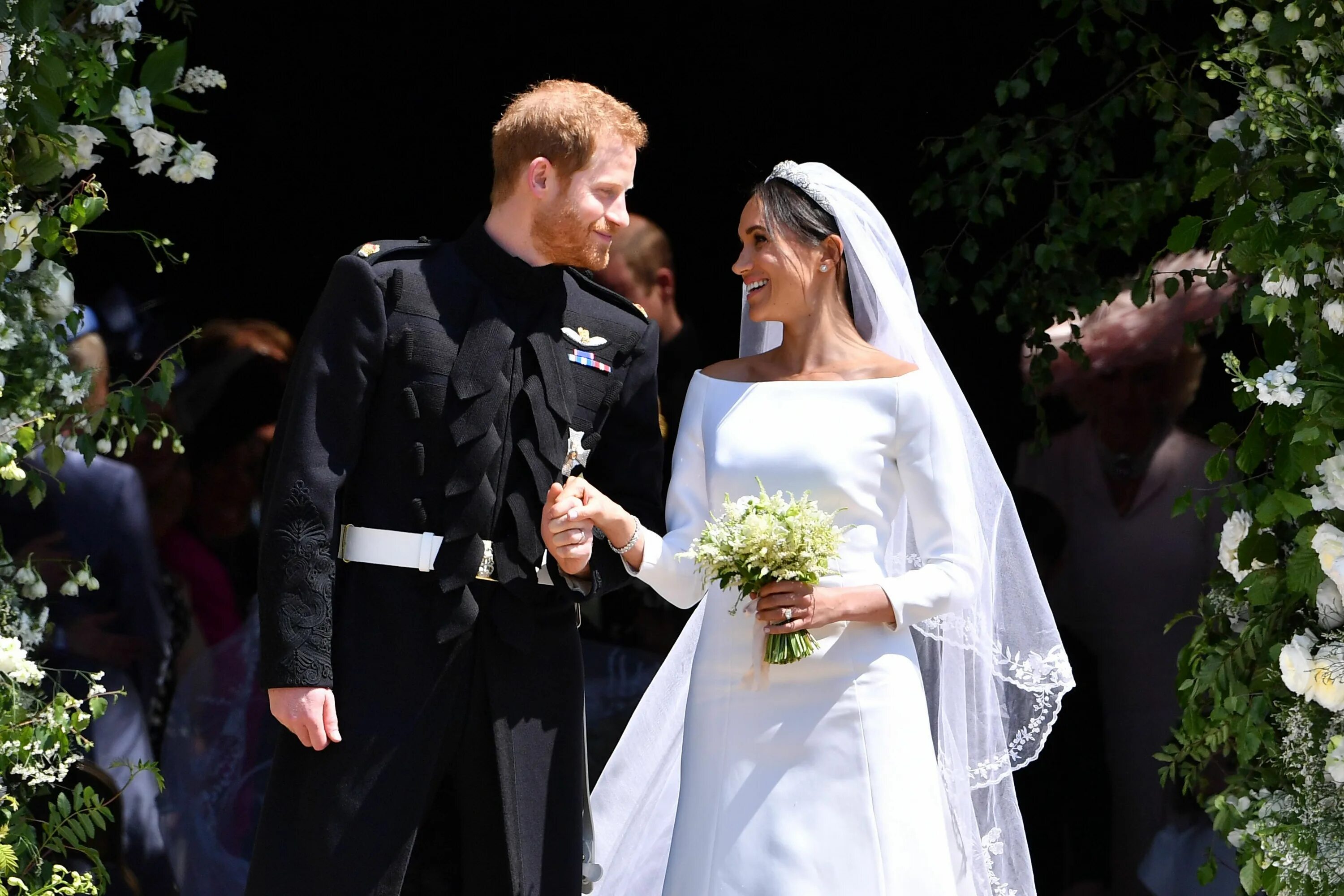 I they were married. Меган Маркл свадьба. Принц Гарри и Меган Маркл. Свадьба Гарри и Меган. Меган Маркл платья.