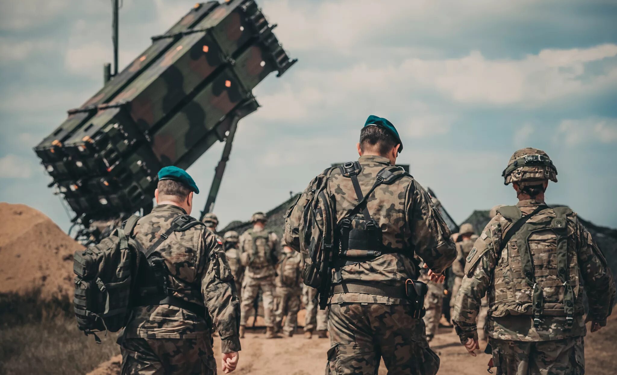 Военные базы НАТО В Польше. Военная база НАТО В Польше. Натовские войска в Польше. Американские военные базы в Польше. Страны нато вводят войска