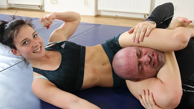 Headscissors диана форс. Rene skylar ножки. Headscissors девочка. Моника мартин headscissors. Headscissors диана форс.