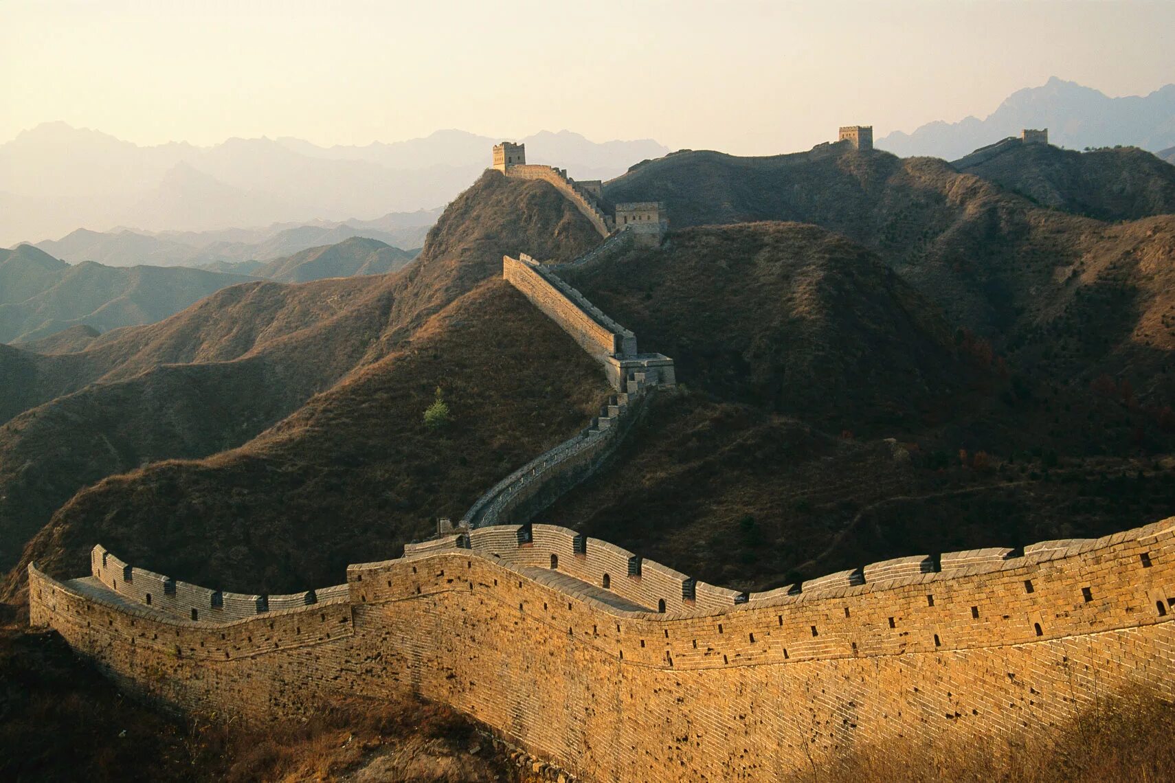 Части великой китайской стены. Великая китайская стена Сычуань. Великая китайская стена Цинь Шихуанди. Великая китайская стена цинхай. Великая китайская стена 9000 км.