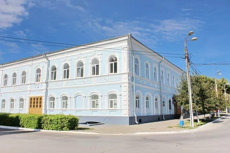 Маресьев камышин памятник. Маресьева центр. Маресьев алексей петрович памятник. Маресьева центр. Памятник а.