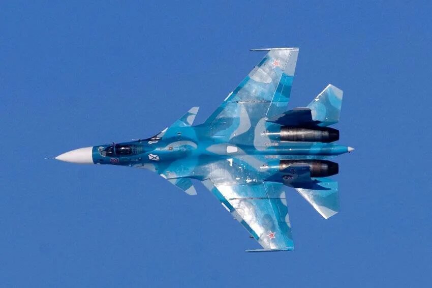 Су е