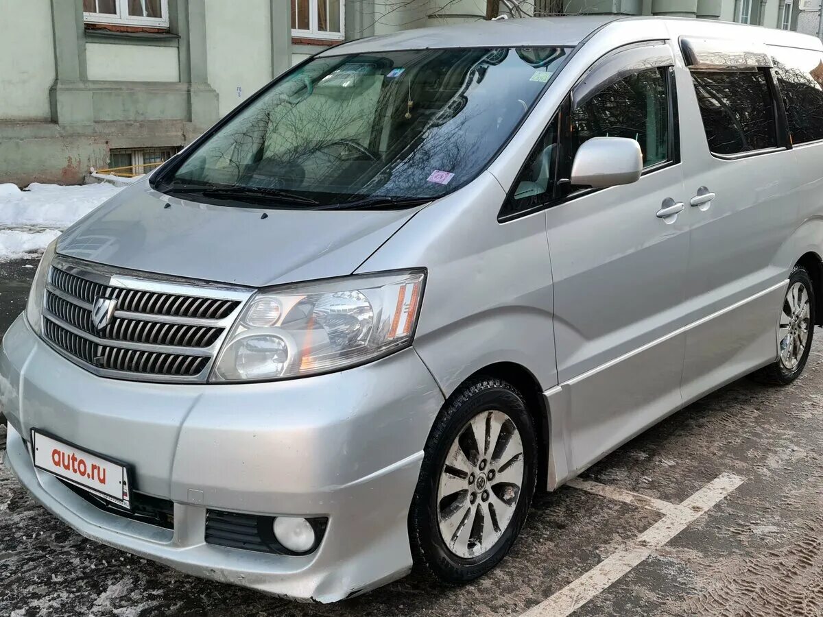 Toyota Alphard i. Тойота минивэн 1500000. Тойота минивэн 2003. Тойота серебристая микроавтобус. Купить альфард с левым рулем