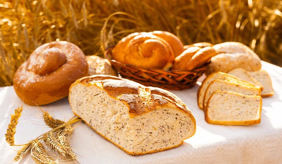 Праздник хлеба. Айлинский хлеб. Хлеб на селе. Будет хлеб будет и обед. Натюрморт с хлебом.