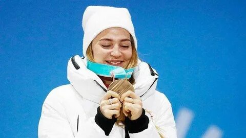 Российским спортсменам запретили