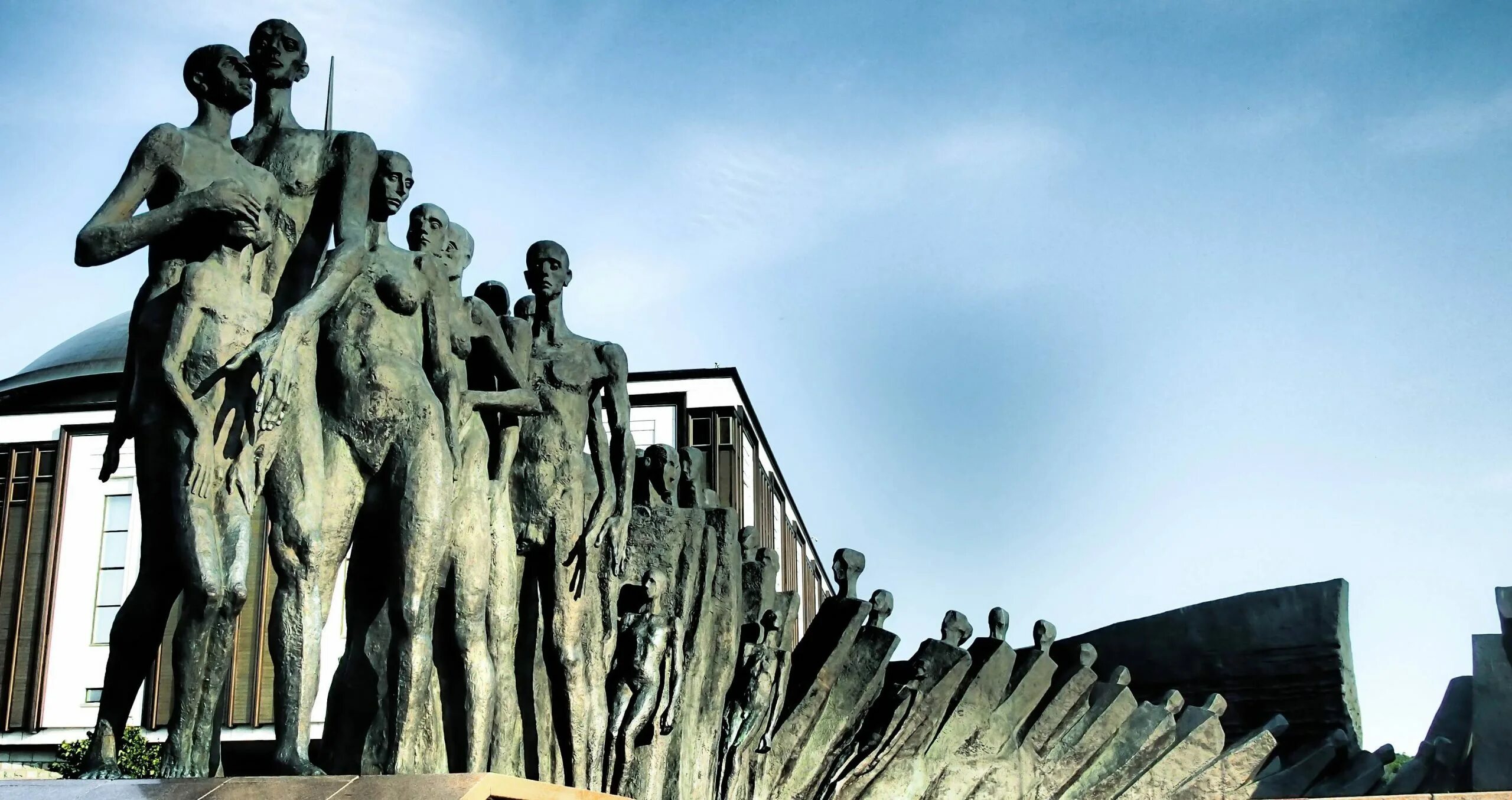 а также в иных местах. а также в иных местах. другое место картинка. другое место скульптура. а также в иных местах.