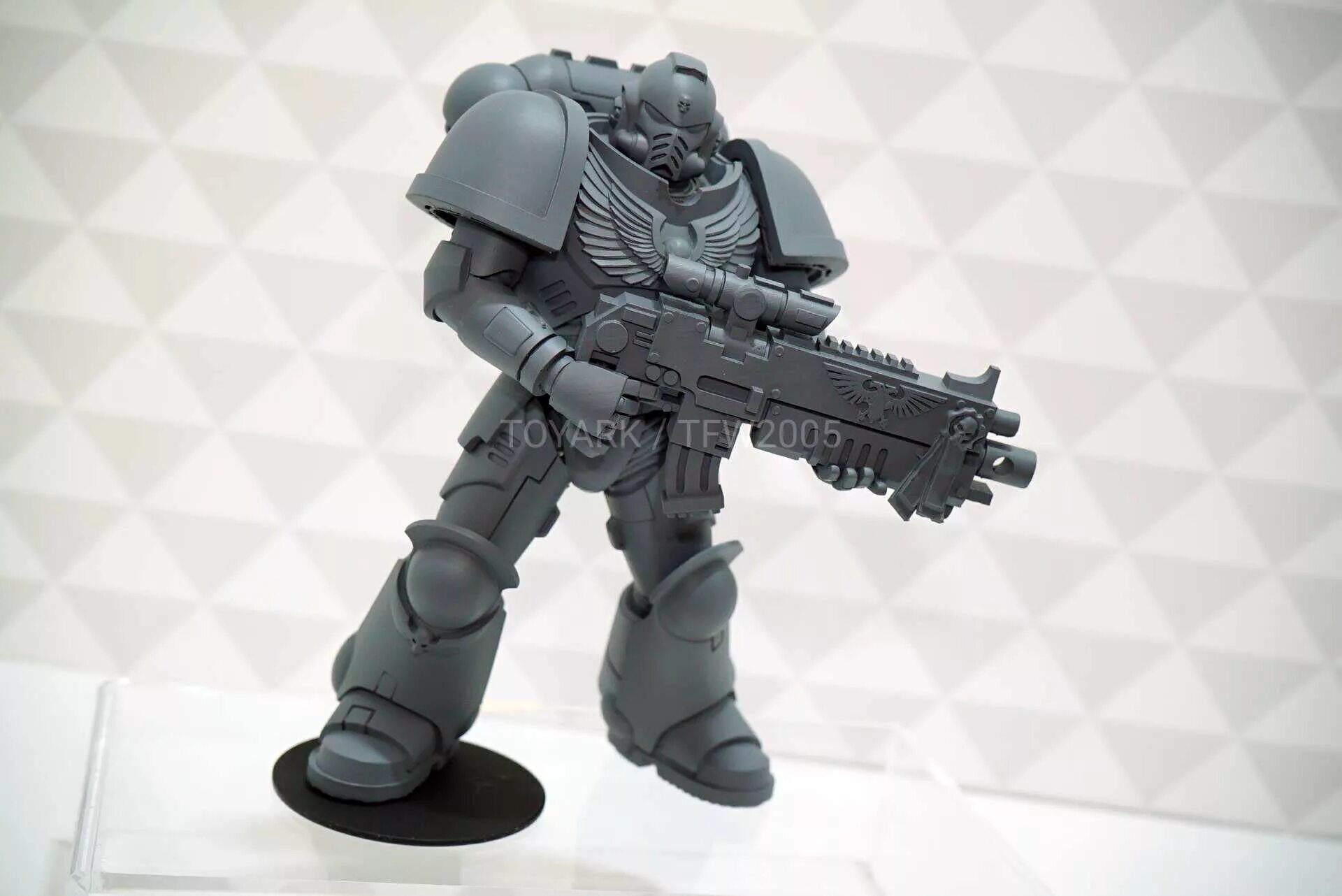 Space marine фигурки. Ультрамарины вархаммер 40000. Фигурки mcfarlane toys warhammer 40. Warhammer 40k экшен фигурки. 000 ultramarines.