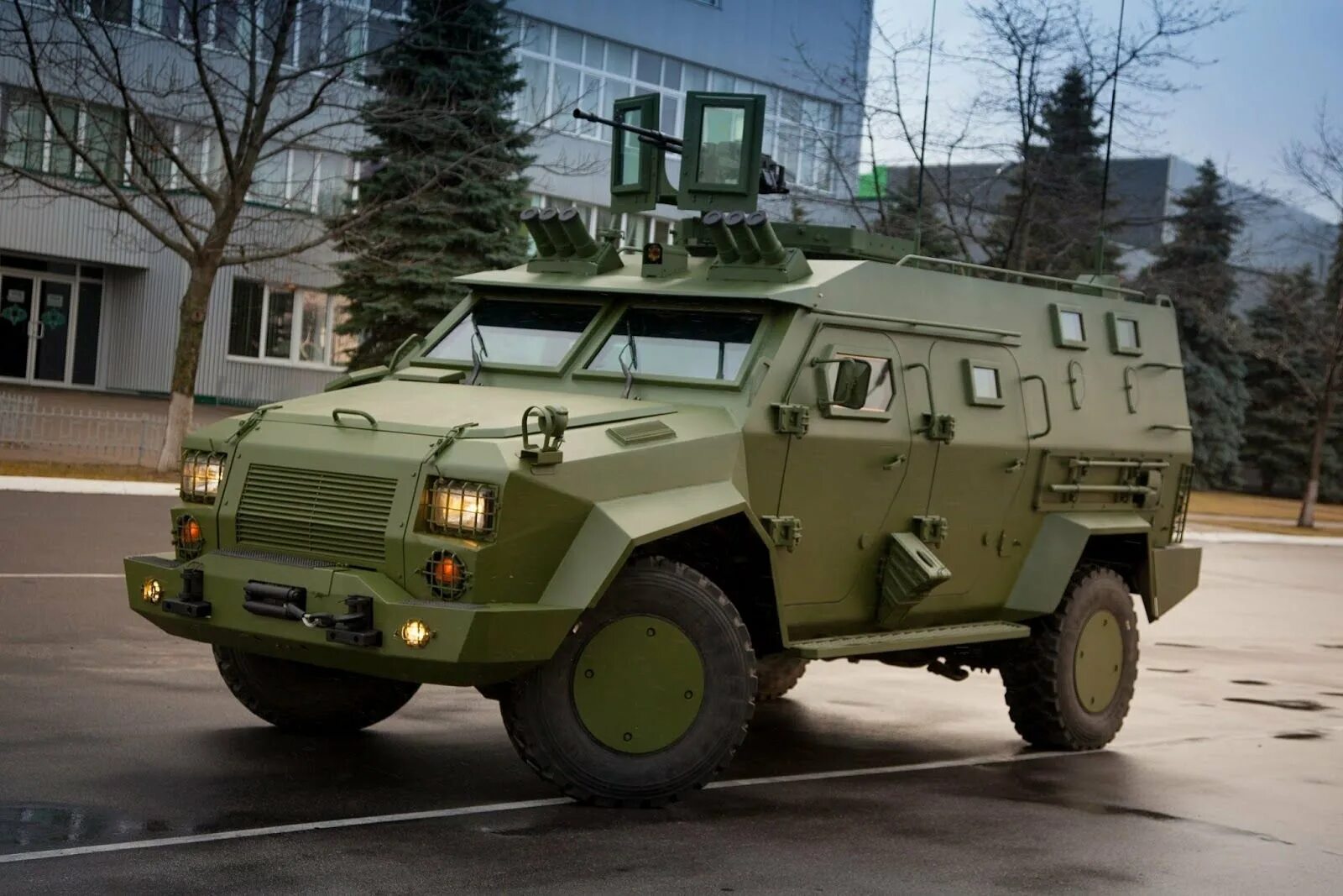 Военные автомобили россии. Бронеавтомобиль «Барс-6». КАМАЗ 53949.