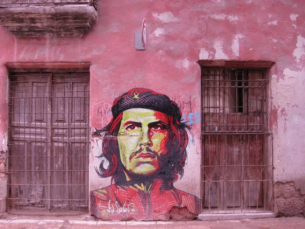 Кубинский вк. Куба Гавана че Гевара. Че Гевара на Кубе. Портрет че Гевары в Гаване. Граффитчик Куба.