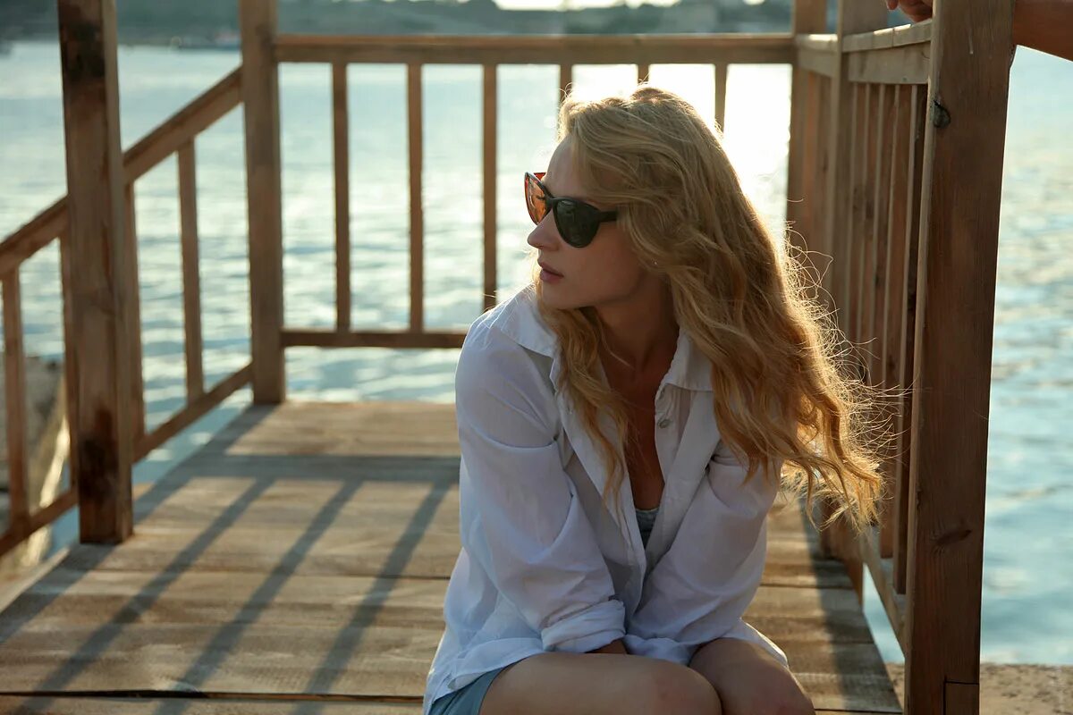 Авантюристы фильм с ходченковой актеры. Авантюристы фильм 2014. Светлана ходченкова авантюристы кадры. Светлана ходченкова авантюристы кадры. Светлана ходченкова фото.