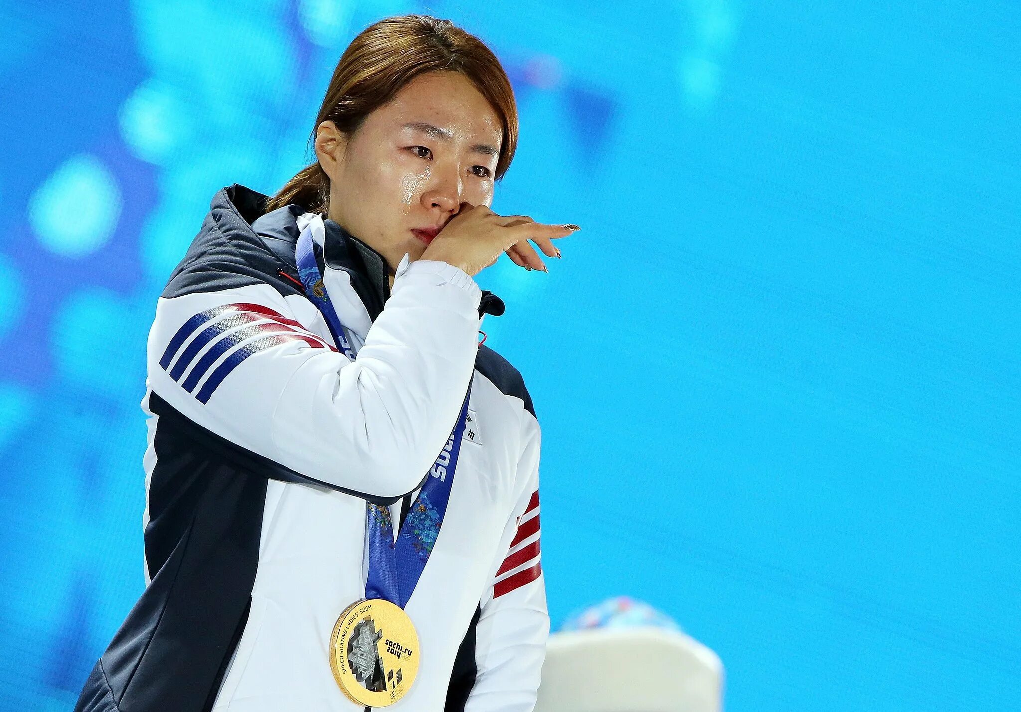 Спортсмены южной кореи. Ли Сан Хва (Южная Корея). Корейская певица на Олимпиаде.