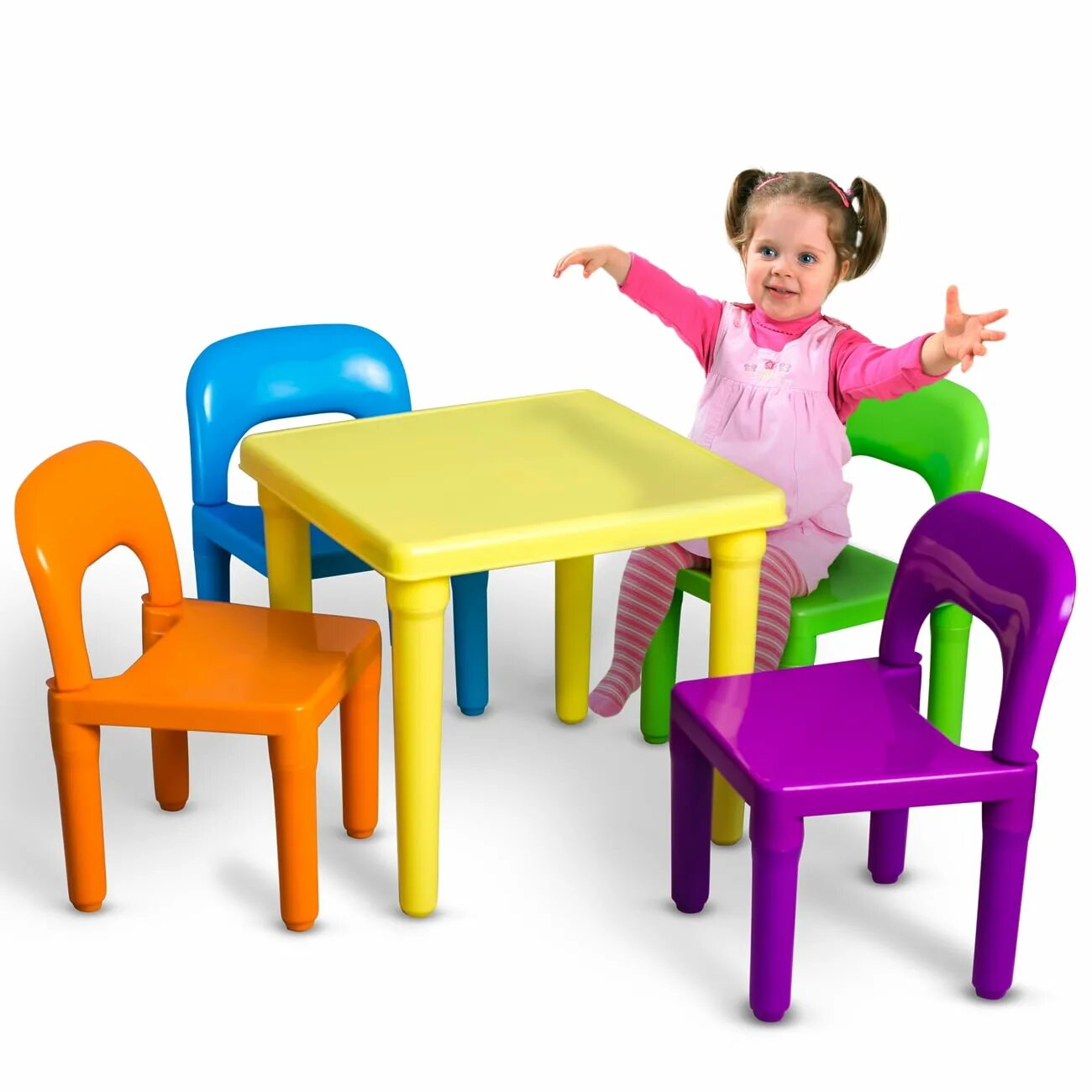 Детская пластиковая мебель. Столик для детей. Столик детский пластиковый. Детские столы и стулья для дошкольников.