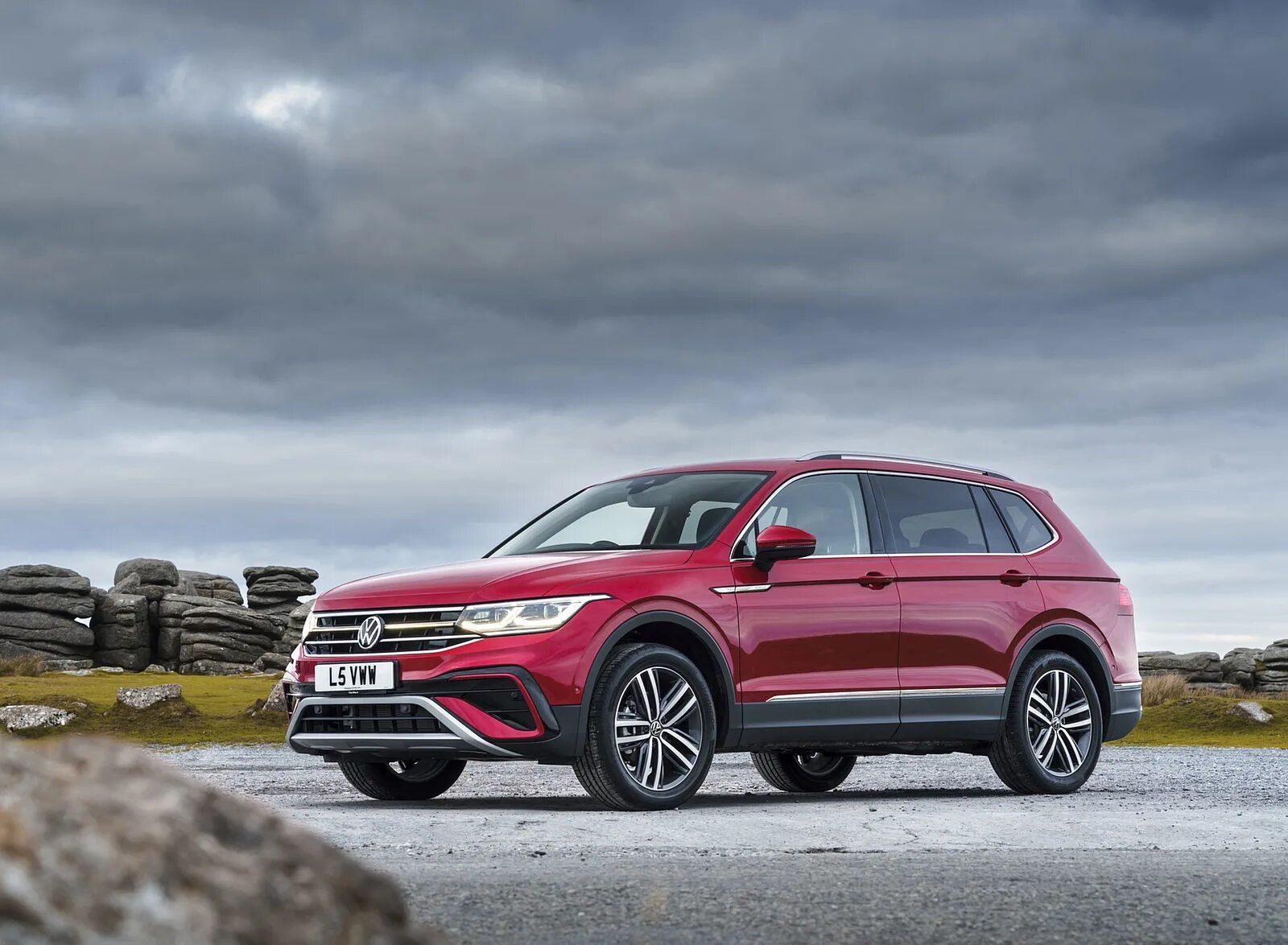 фольксваген тигуан комплектация allspace.