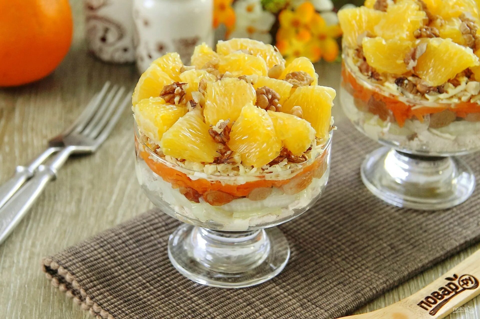 Салат французский с апельсином и курицей. Салат французская любовница рецепт. Салат французская любовница рецепт. Французский салат с апельсинами. Салат французская любовница рецепт.