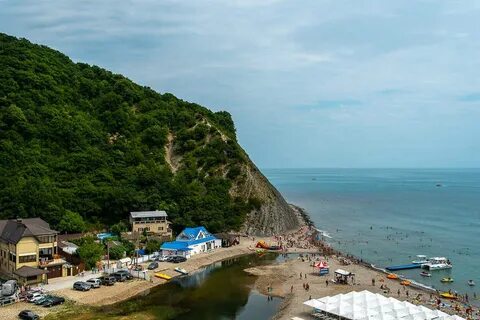 В архипо осиповке есть море