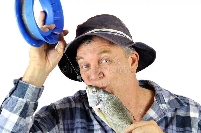 Is he a fisherman. Рыбак целует рыбу. Рыбарь журналист. Рыбак целует карася. Целует карася.