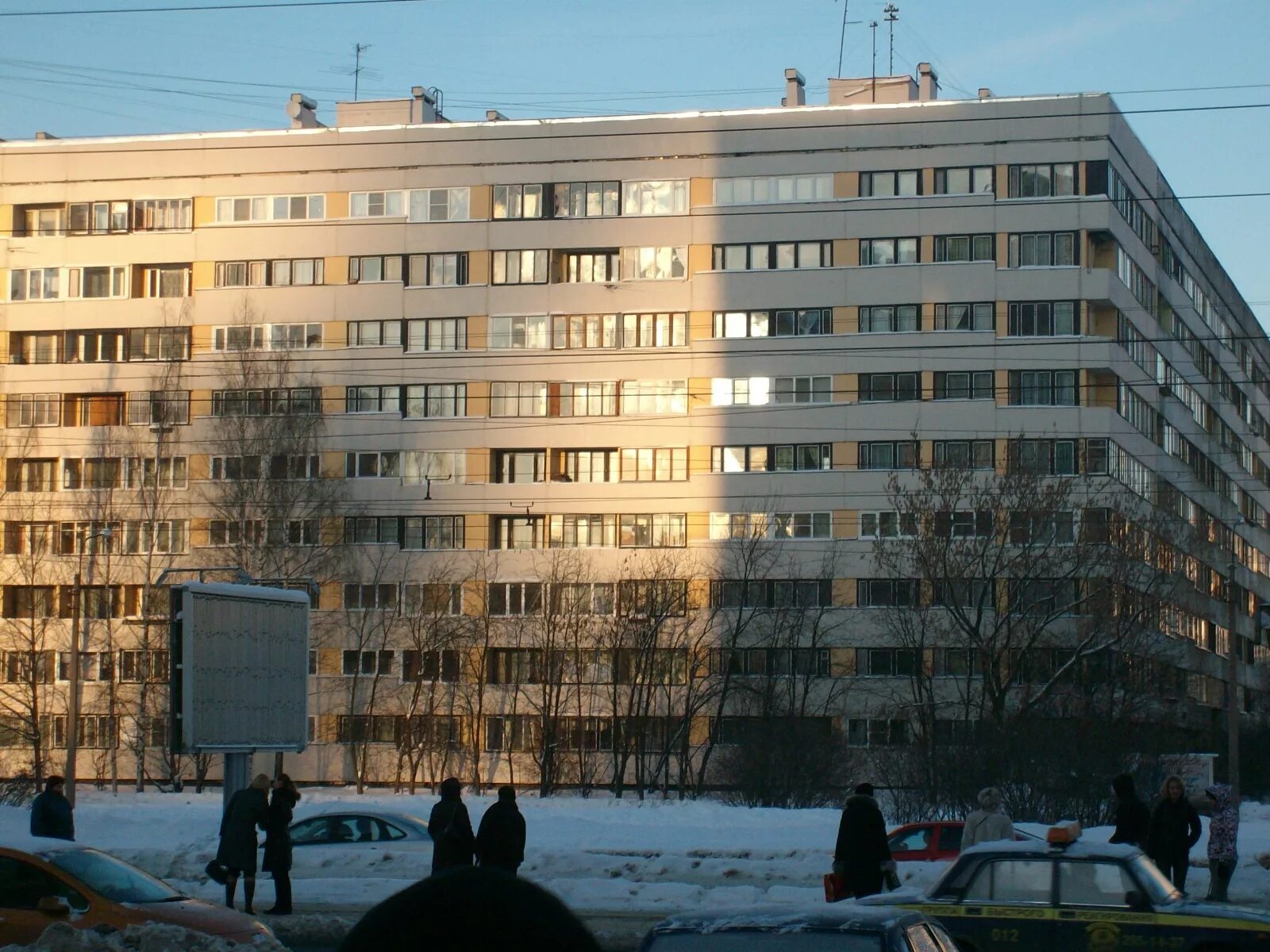 Купчино дом корабль. 1лг-600 в питере. Дом корабль лг 600. 1лг-600 корабль. Петергофское шоссе 1к1.