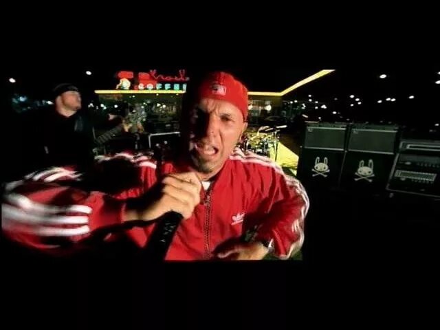 Take a look around limp bizkit текст. Limp bizkit миссия. limp bizkit миссия невыполнима. limp bizkit take a look around. dj lethal limp bizkit.