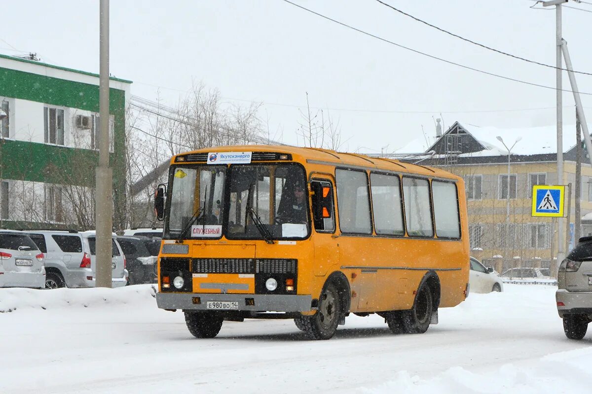 980 е. ПАЗ-3205 автобус. ПАЗ 3205 110 2000. ПАЗ 3205 19995. ПАЗ-3205(37).