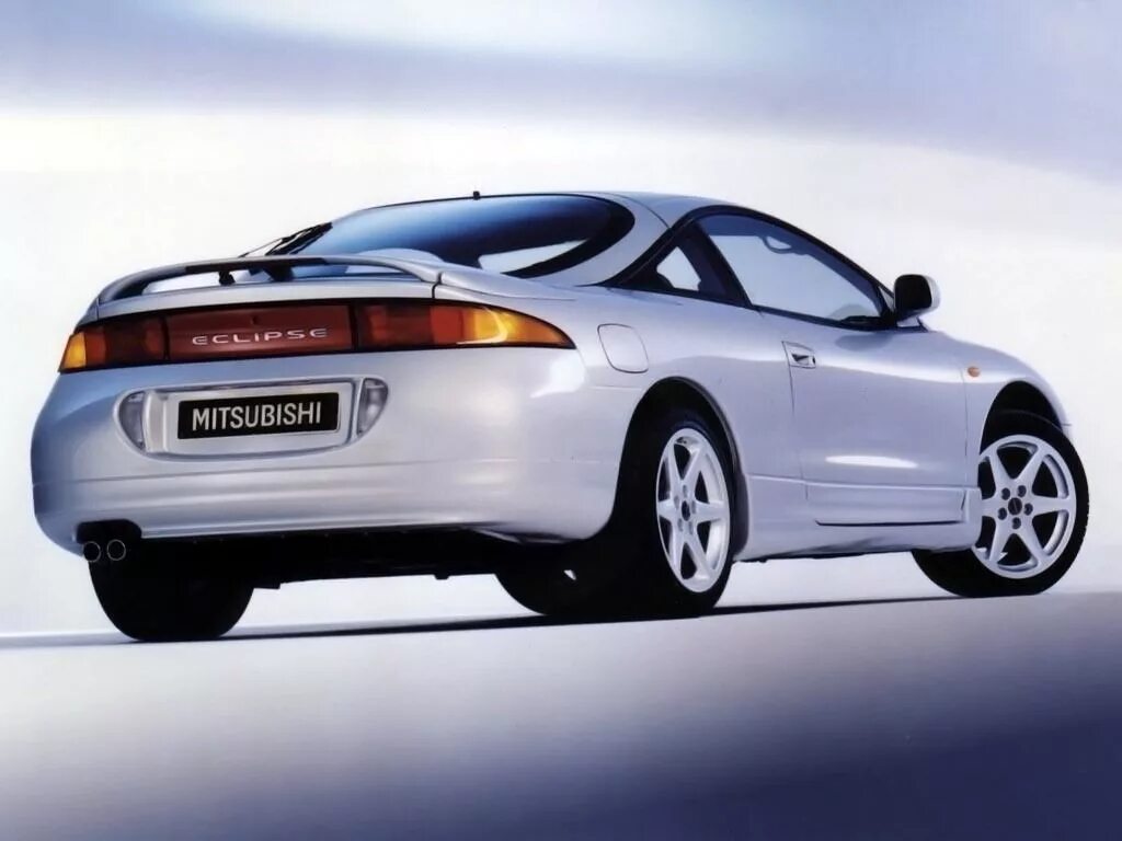 Mitsubishi Eclipse 1995. Mitsubishi Eclipse II, 1995. Митсубиси Эклипс 1995. Mitsubishi Eclipse 2. Mitsubishi описание