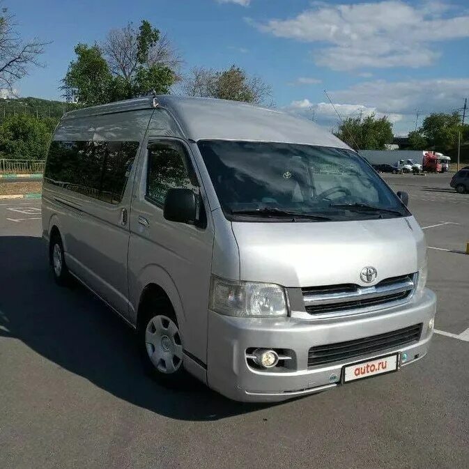 Трансфер горно алтайск. Hiace h200. Тойота Хайс н200. Toyota Hiace 2008. Тойота Хайс 2007 года.