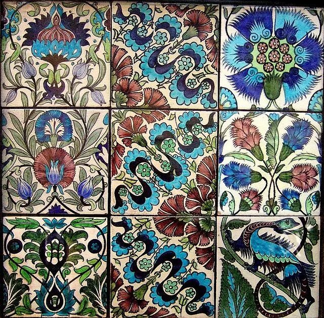 Ceramics моррис. Плитка в стиле уильям моррис. Ceramics моррис. Вильям моррис ванные комнаты. Уильям моррис керамика.